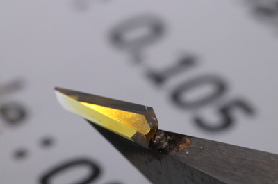 Монокристаллические алмазные инструменты